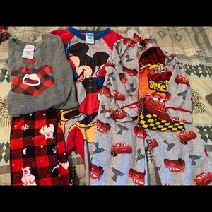 3 pairs of pajamas